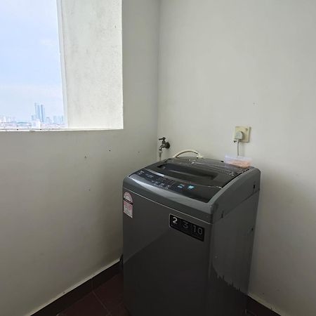 One Tebrau By Antlerzone Lägenhet Johor Bahru Exteriör bild