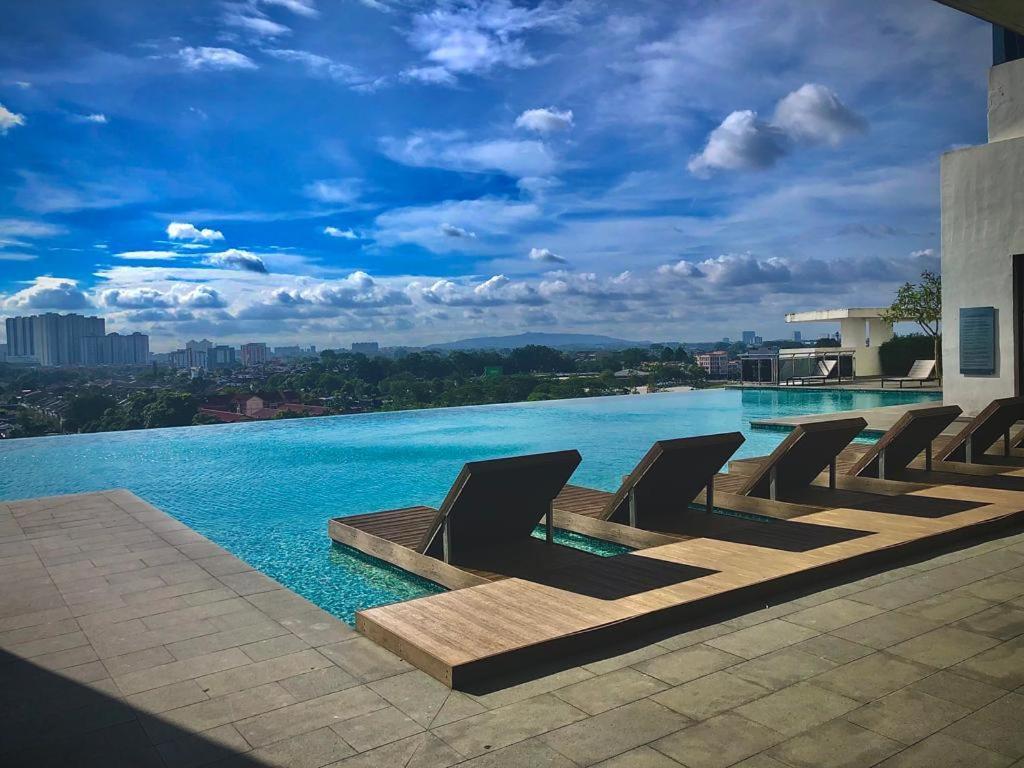 One Tebrau By Antlerzone Lägenhet Johor Bahru Exteriör bild
