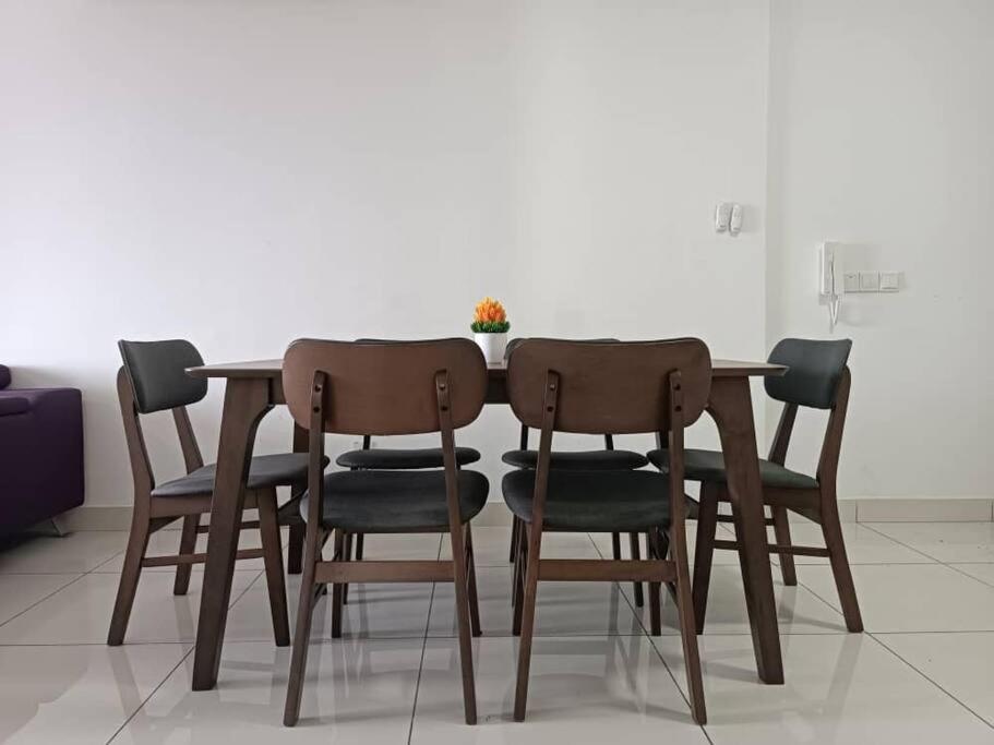 One Tebrau By Antlerzone Lägenhet Johor Bahru Exteriör bild
